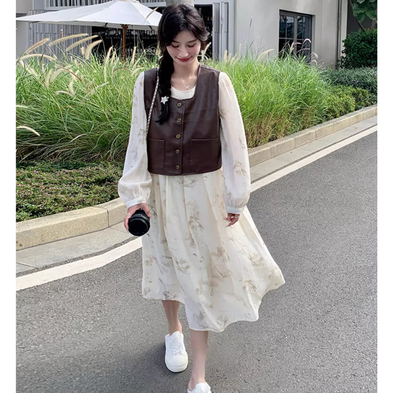 レザーベスト×ラウンドネックシフォンワンピース