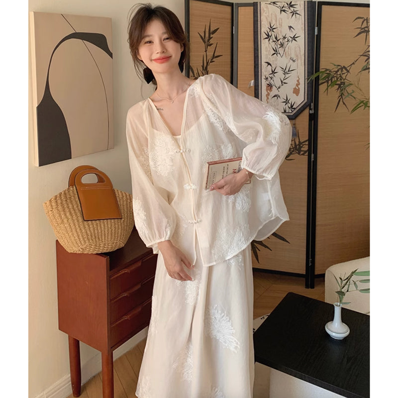 フラワー刺繍シフォンセットアップ