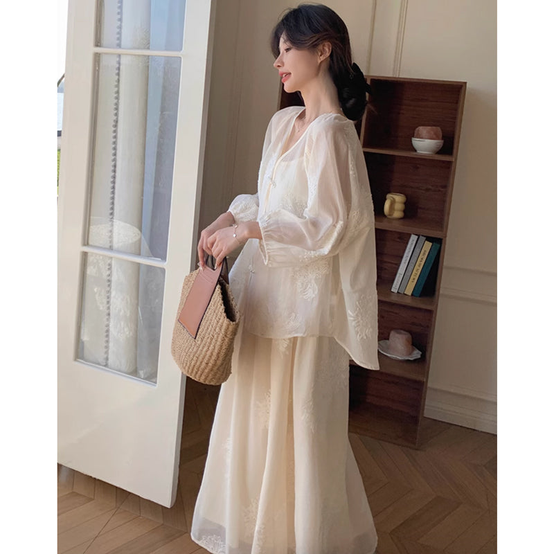 フラワー刺繍シフォンセットアップ