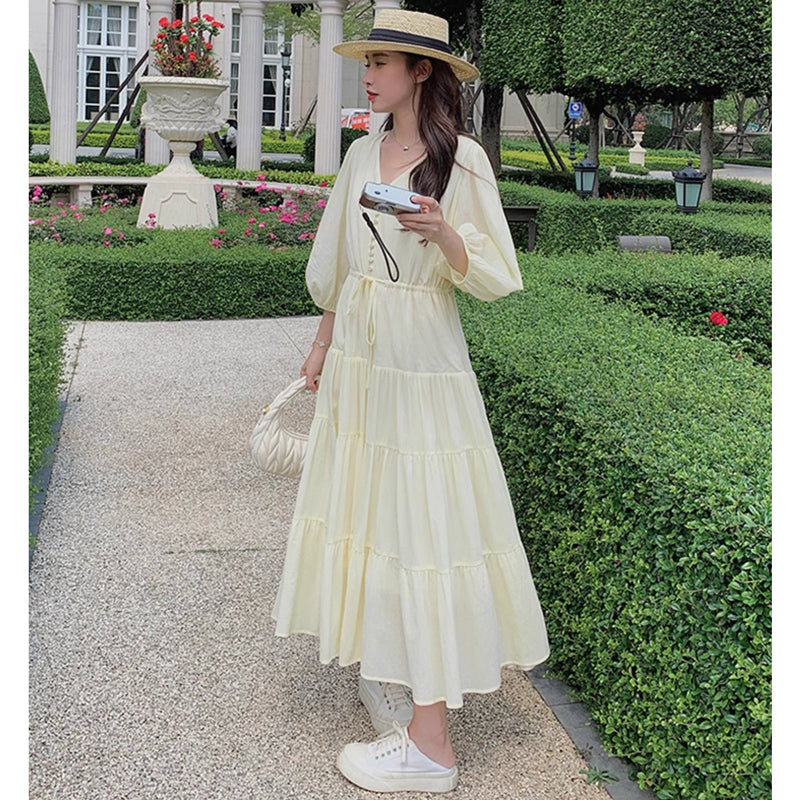 Vネックティアードワンピース