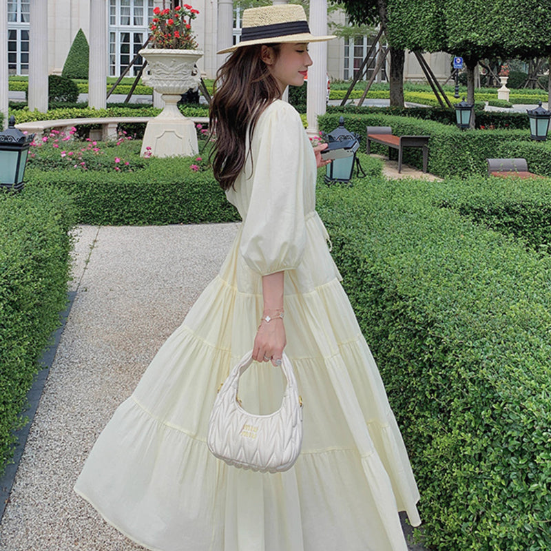 Vネックティアードワンピース