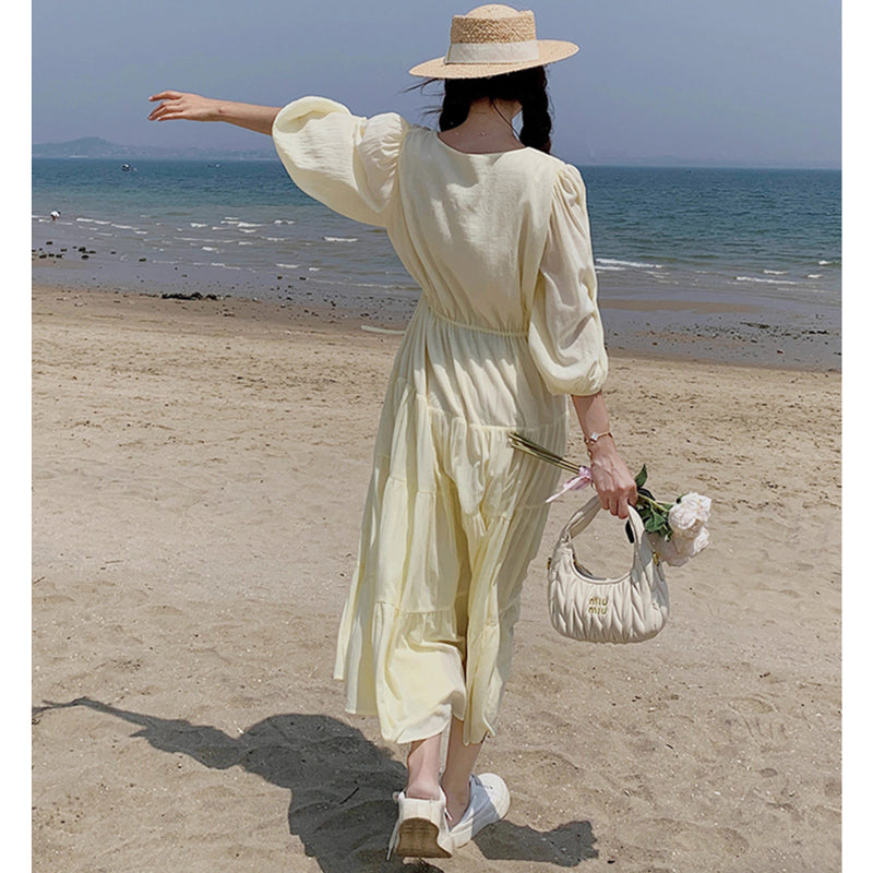 Vネックティアードワンピース