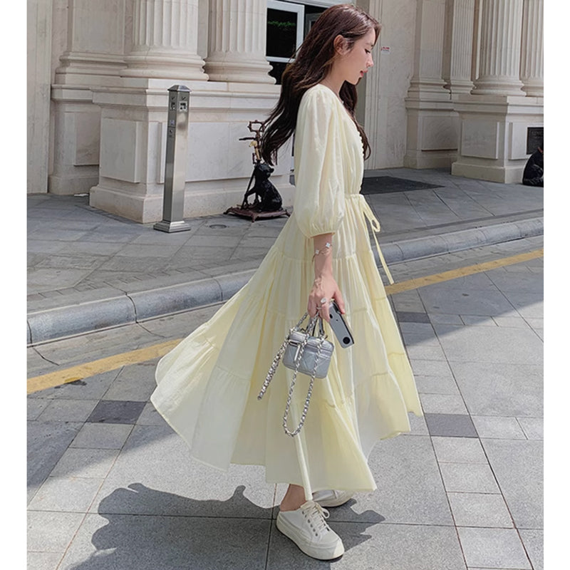 Vネックティアードワンピース