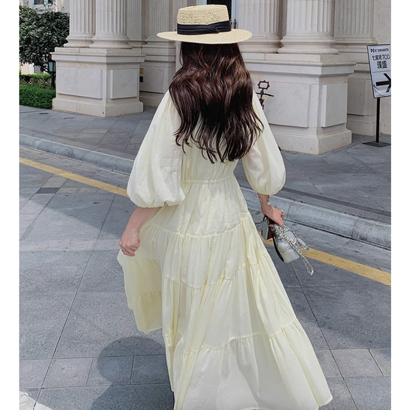 Vネックティアードワンピース