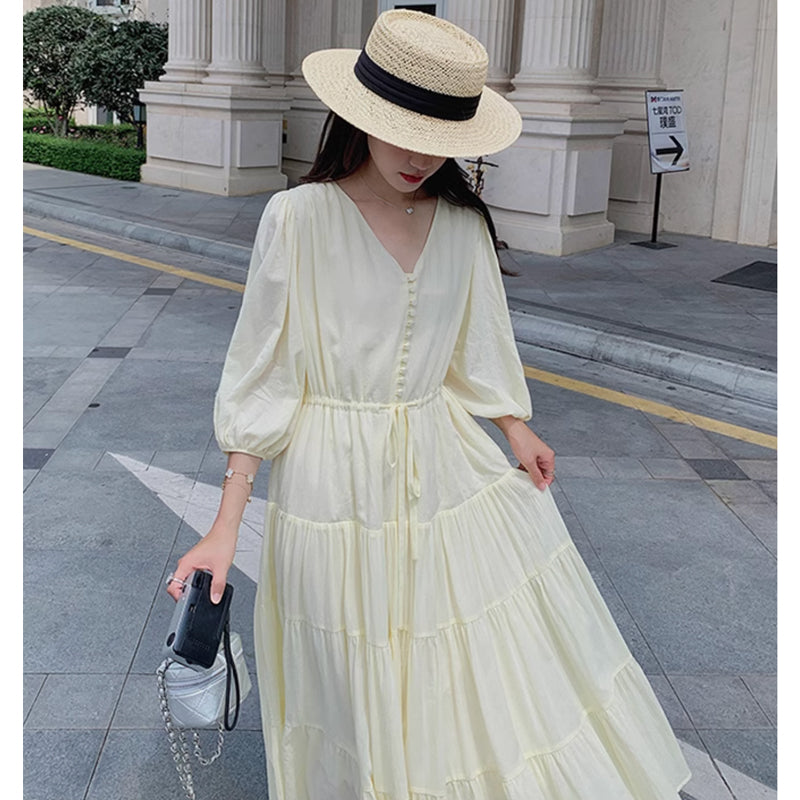 Vネックティアードワンピース