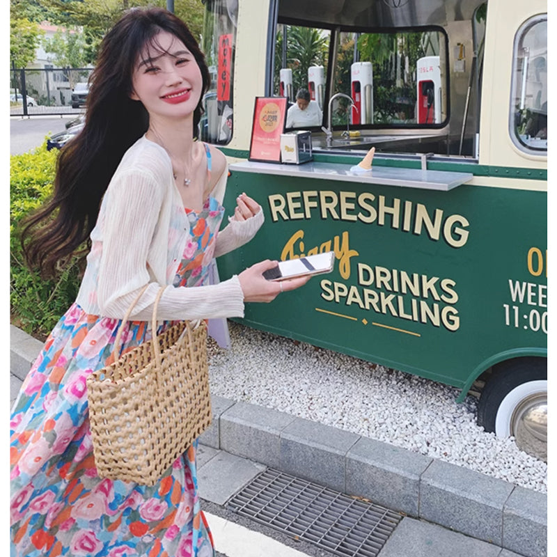 ショート丈カーディガン×ハイウエストフラワーワンピース