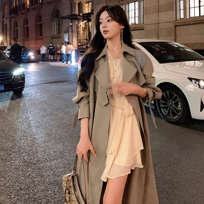 ビックカラーロングトレンチコート