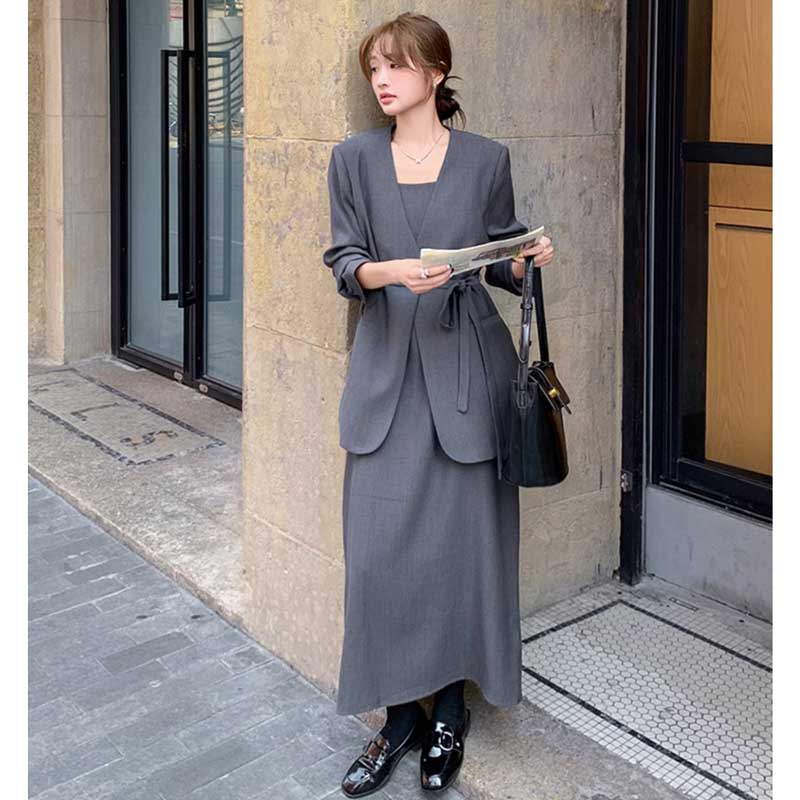 【即納】ノーカラージャケット×マキシ丈ワンピース