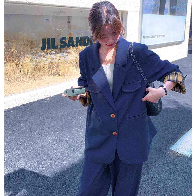 オーバーサイズジャケット×ワイドパンツ