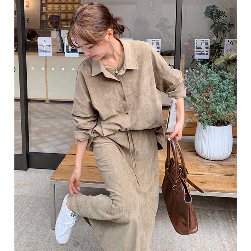 とろみ生地オーバーサイズアンサンブル