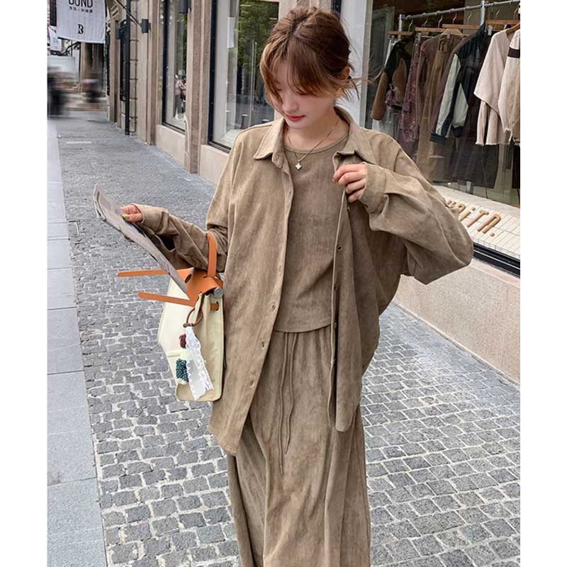 とろみ生地オーバーサイズアンサンブル