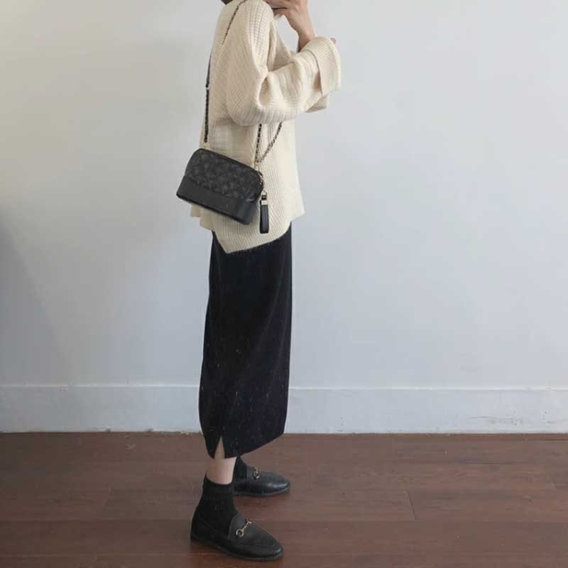 サイドスリットニットスカート