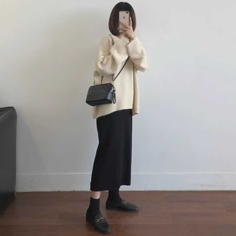 サイドスリットニットスカート