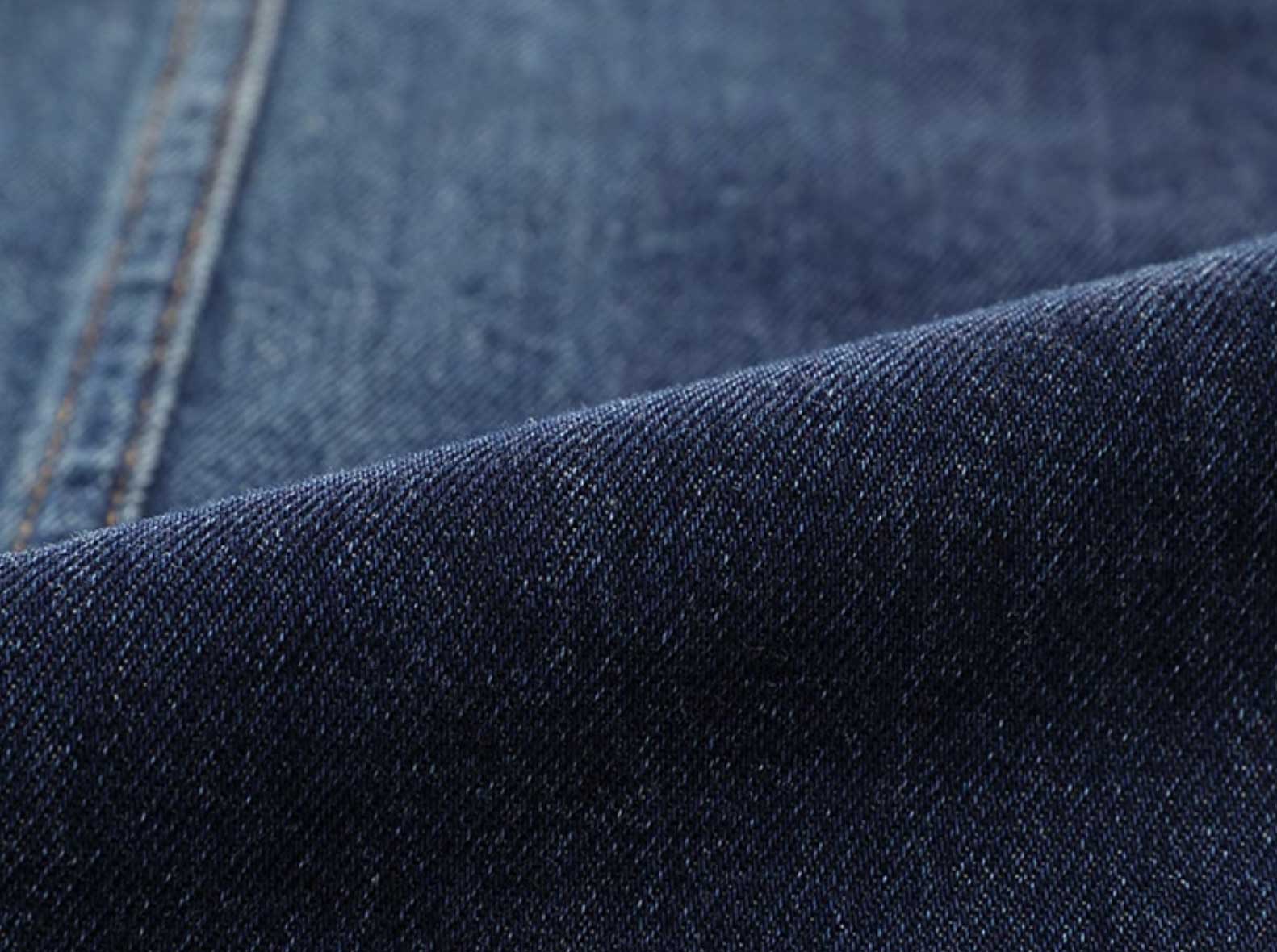 センタースリットデニムスカート