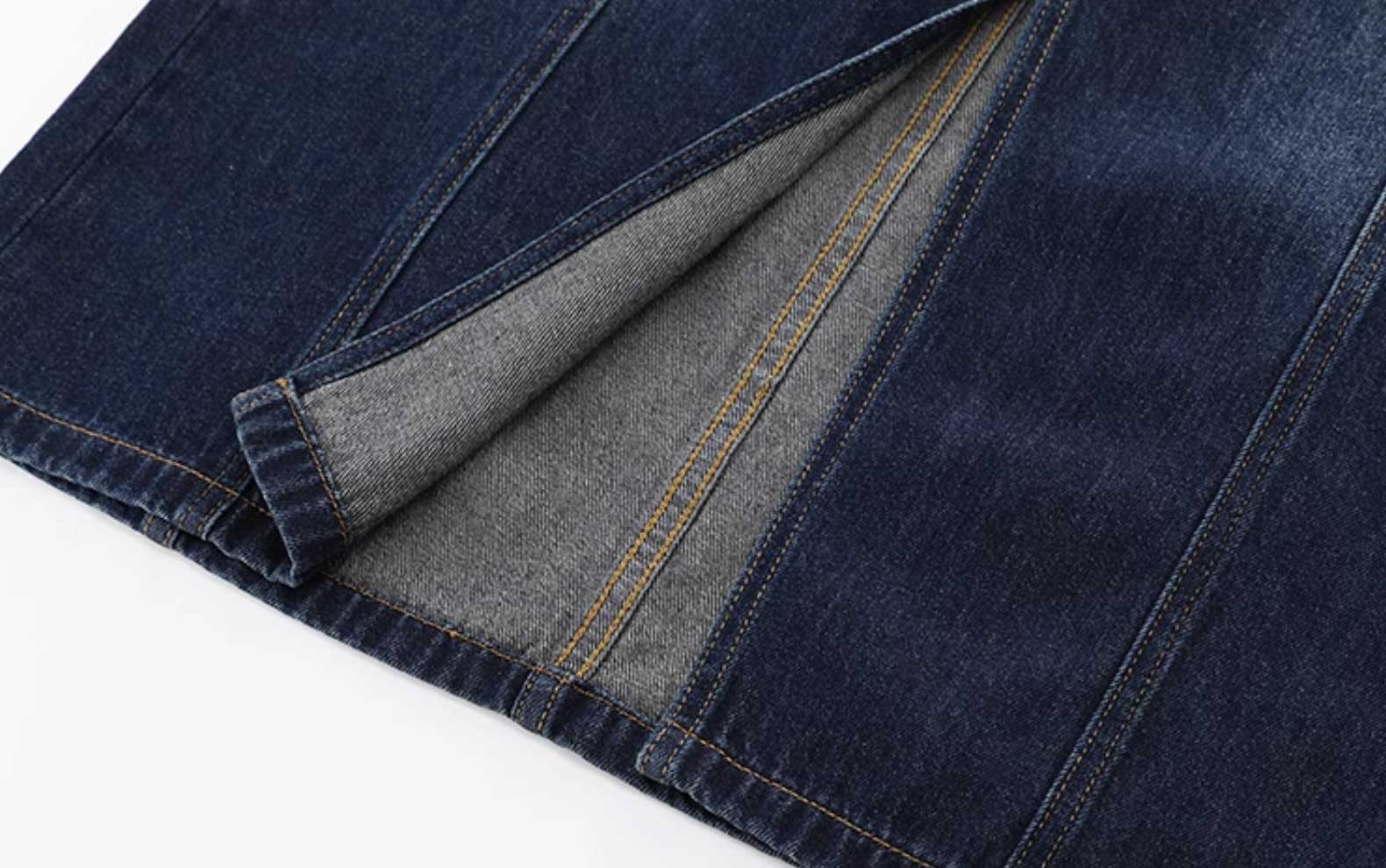 センタースリットデニムスカート