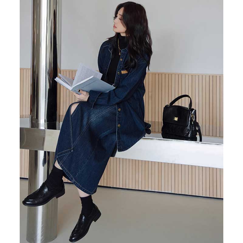 センタースリットデニムスカート