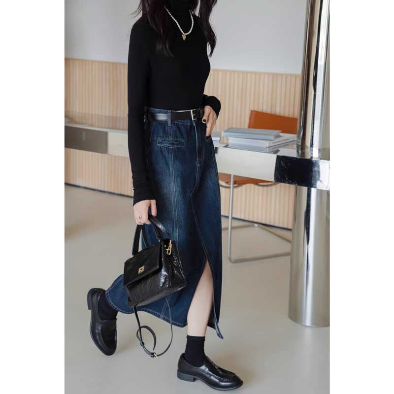 センタースリットデニムスカート