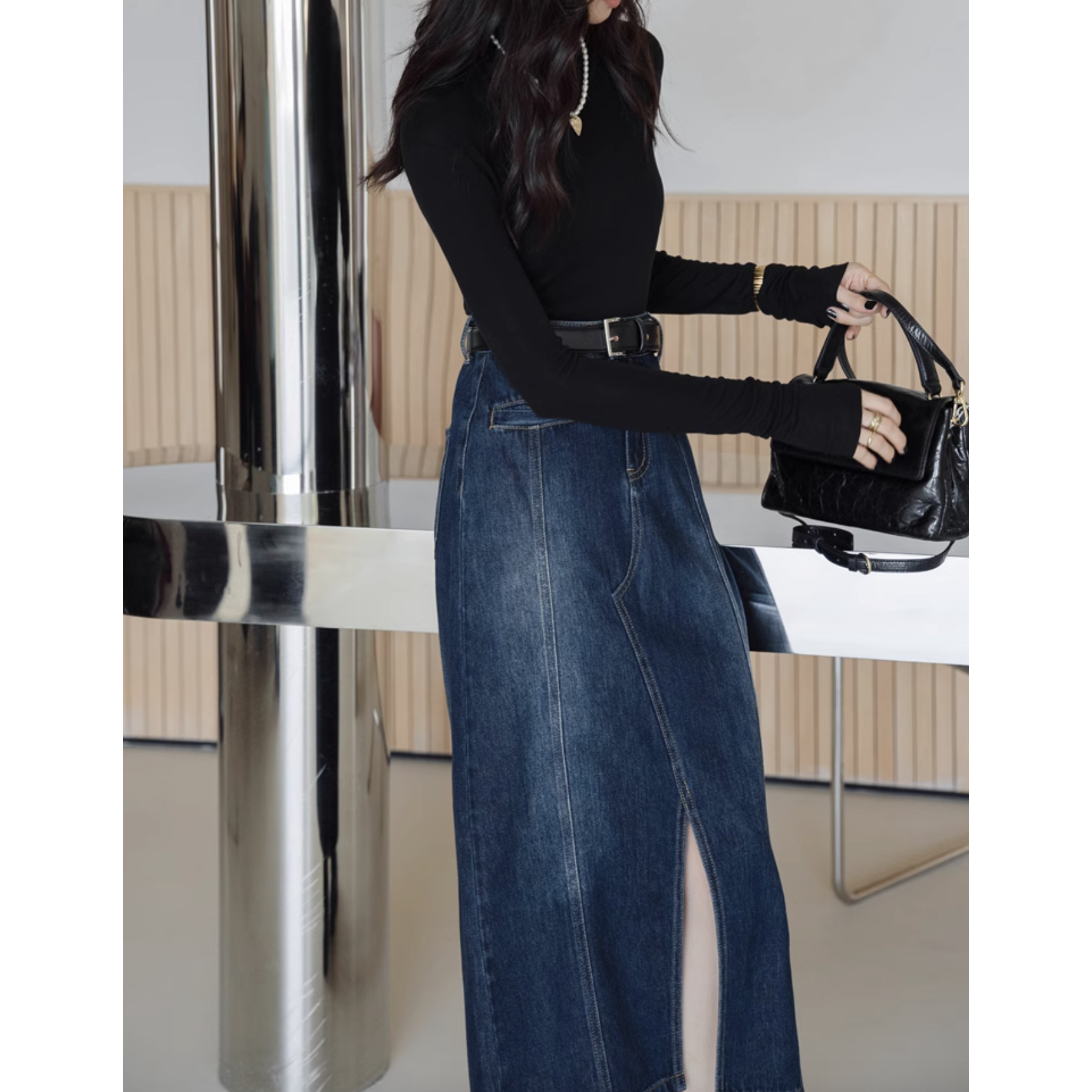 センタースリットデニムスカート