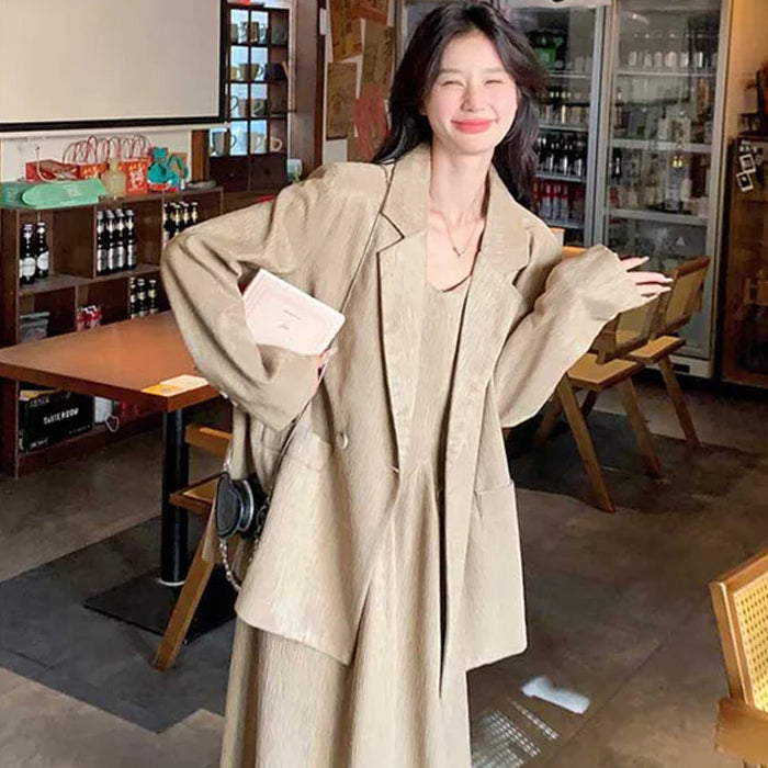 オーバーサイズジャケット×フレアワンピース