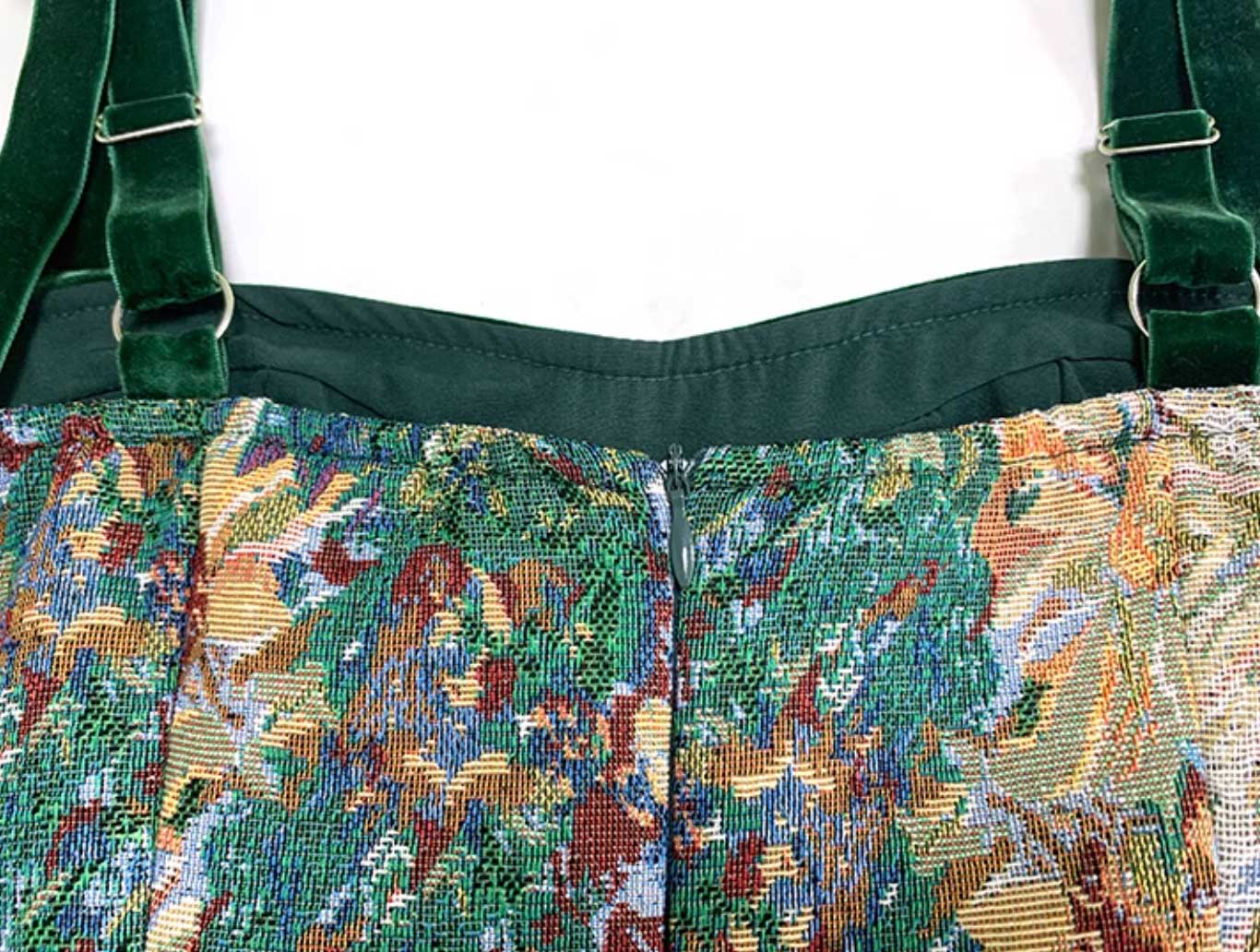 ジャガードフラワービスチェワンピース