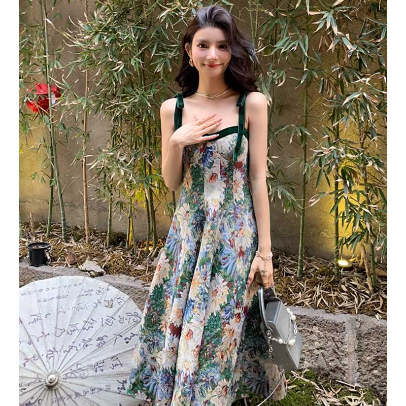 ジャガードフラワービスチェワンピース