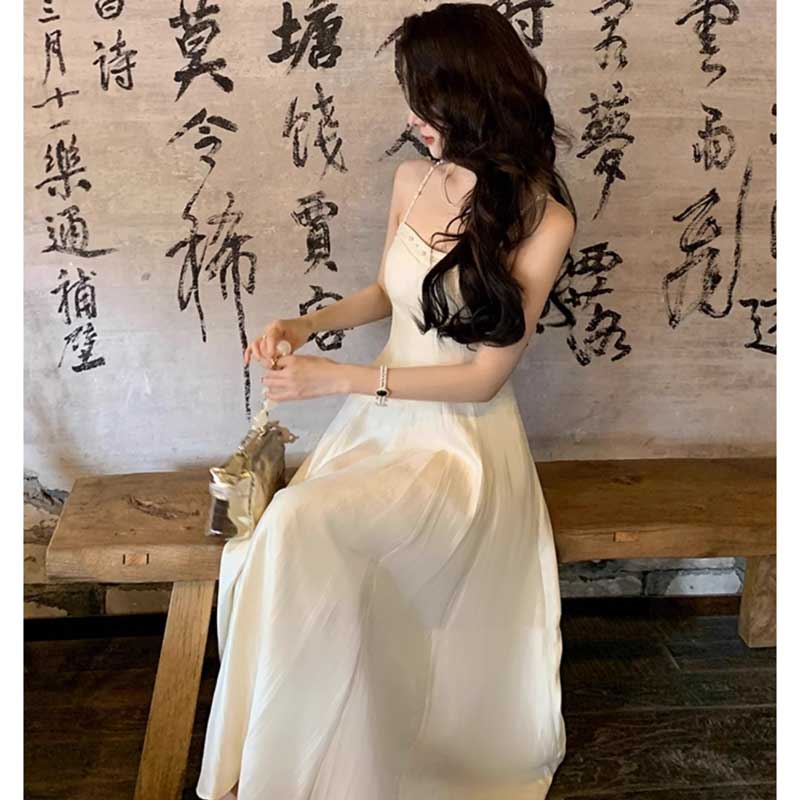 Aラインフレアスカートワンピース