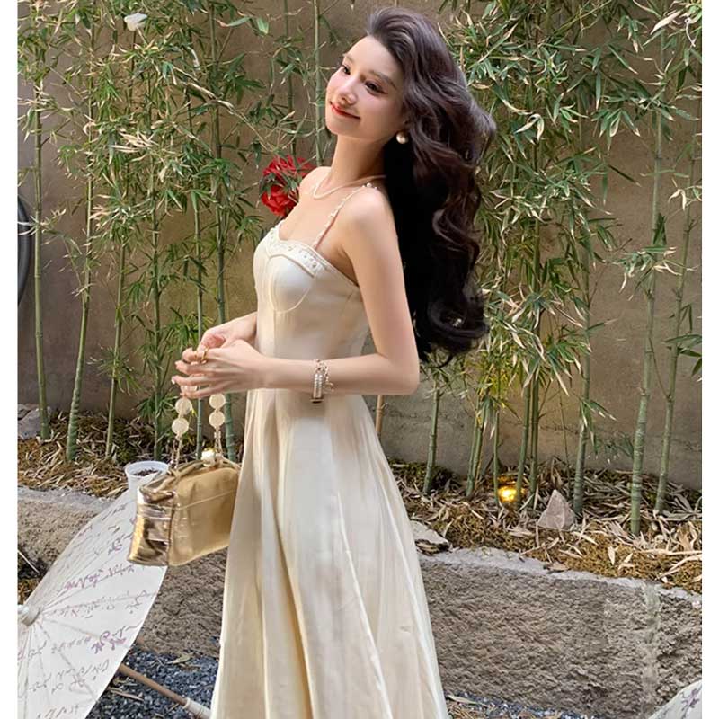 Aラインフレアスカートワンピース