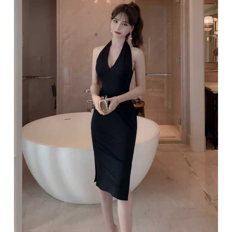 ホルターネックタイトワンピース