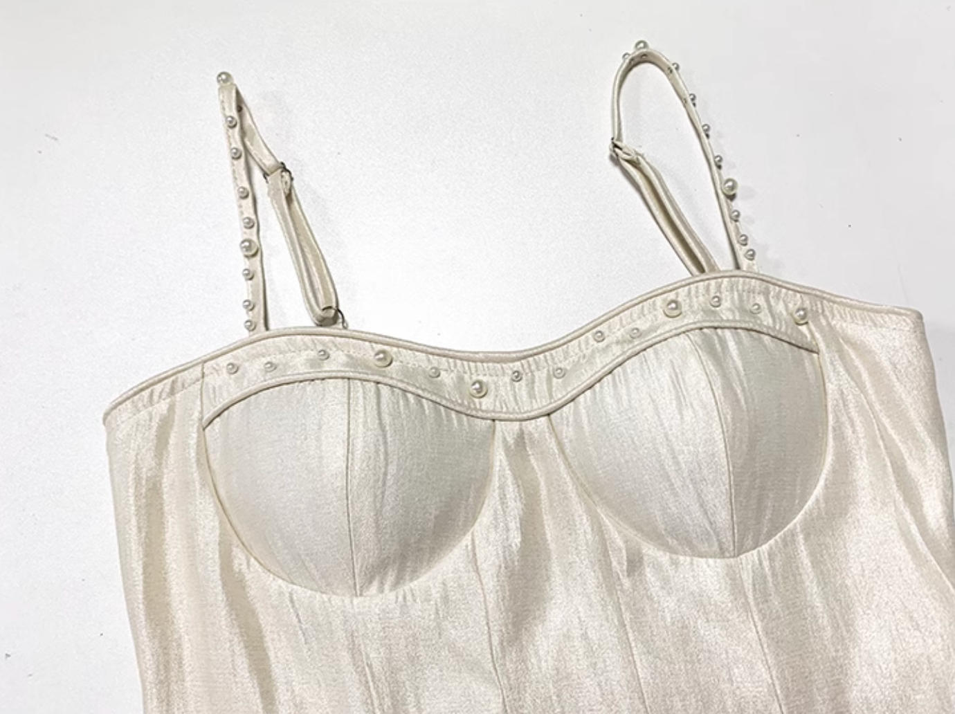 Aラインフレアスカートワンピース