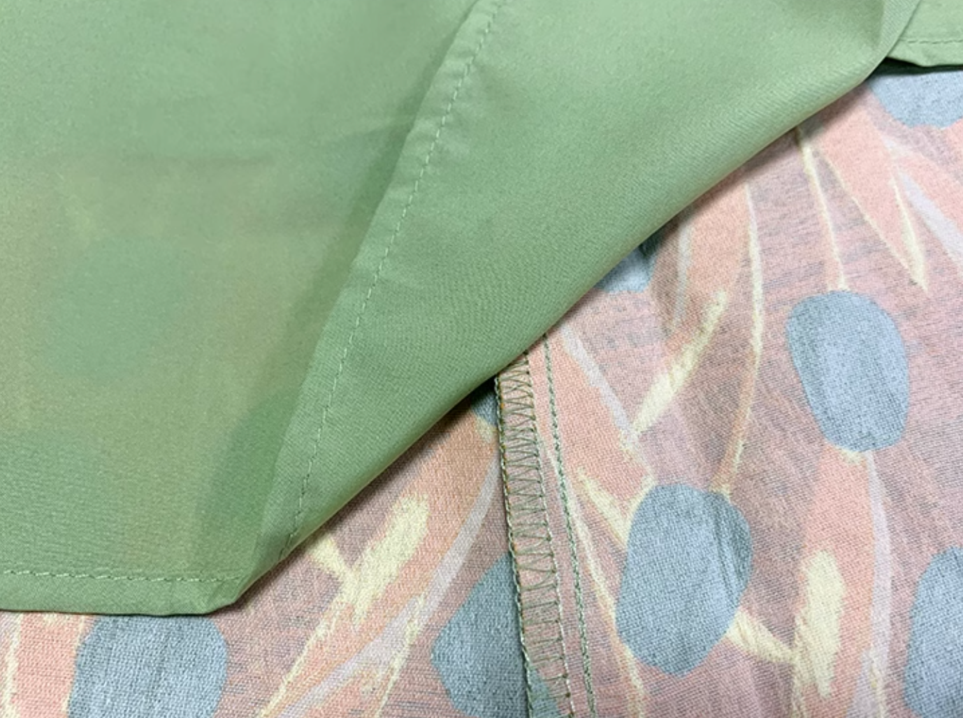 チューリップ柄ビスチェフレアワンピース