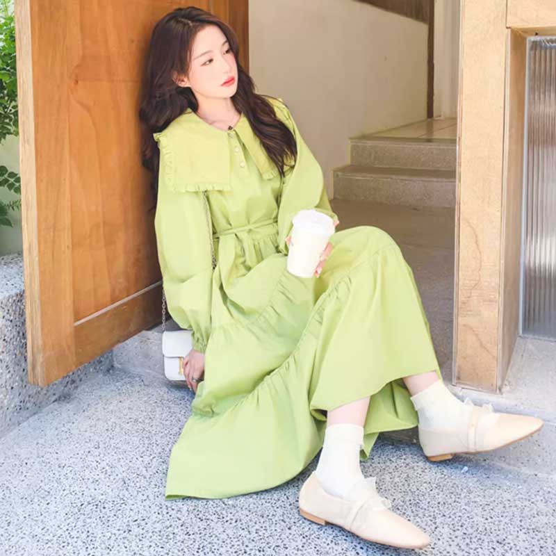 スクエアカラーワンピース