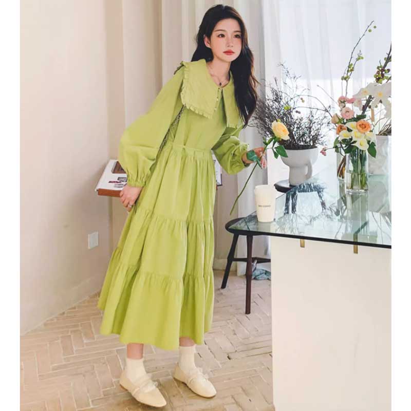 スクエアカラーワンピース