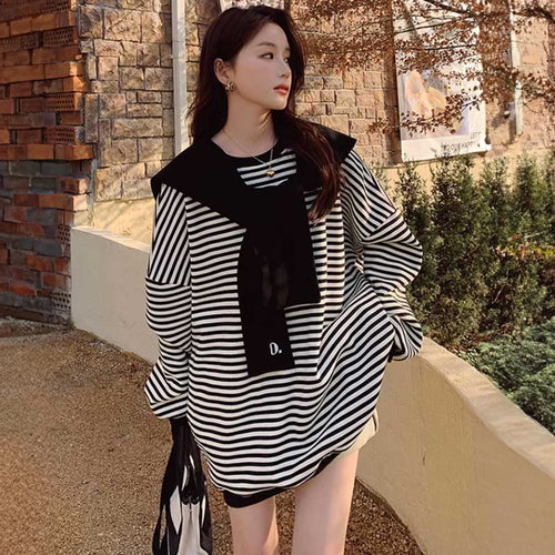 ショールカラー付きボーダースウェット