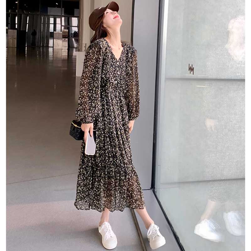 Vネックシフォンワンピース