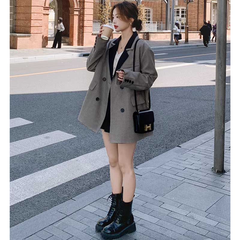 ブラックカラージャケット