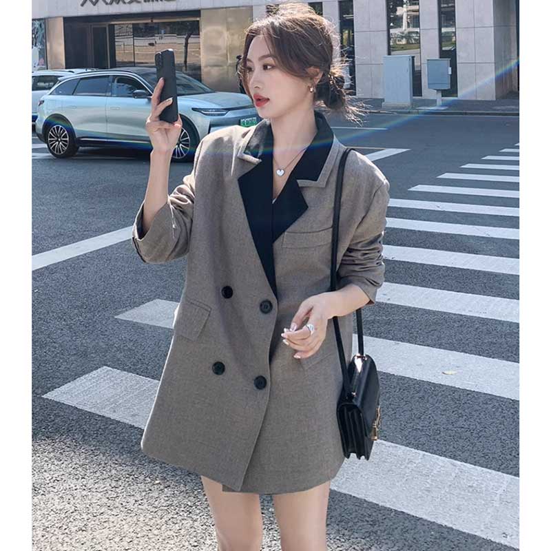 ブラックカラージャケット