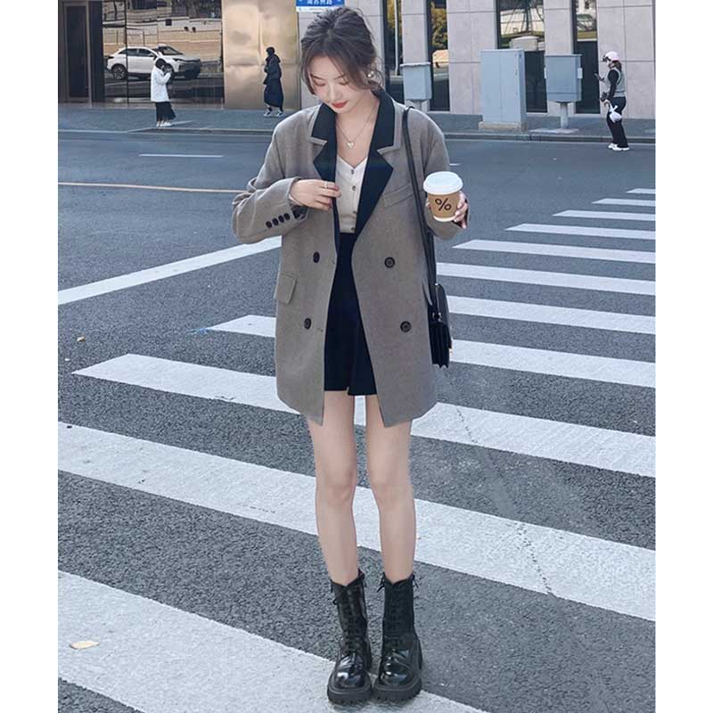 ブラックカラージャケット