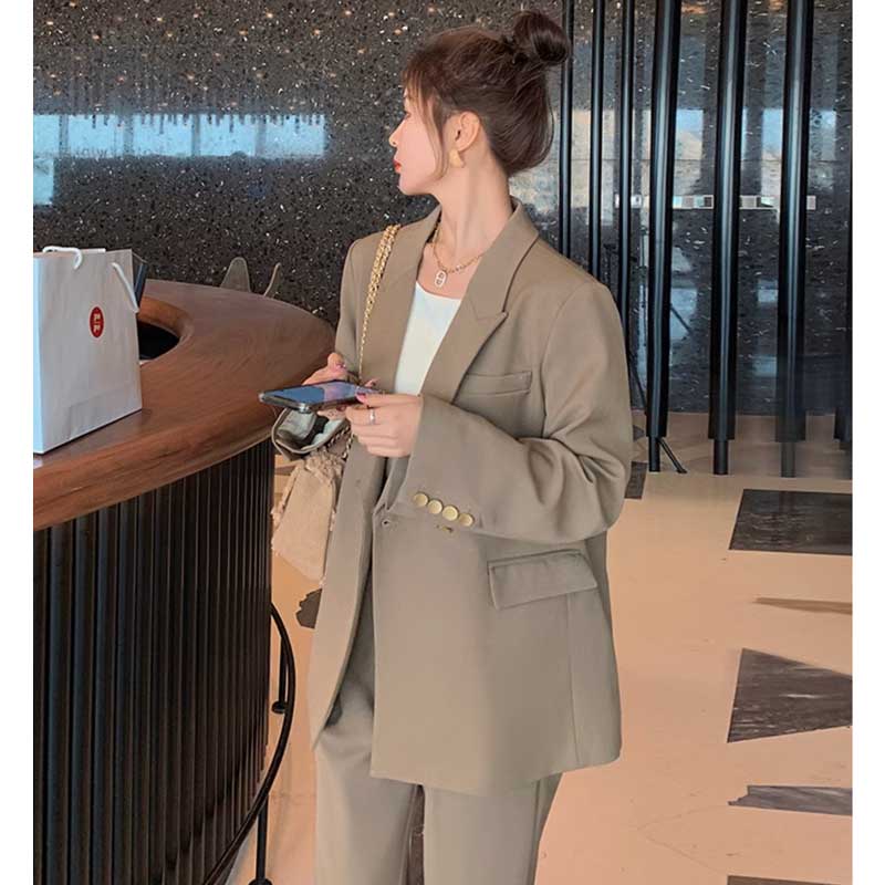 スタンダードパンツスーツ(ベージュ)