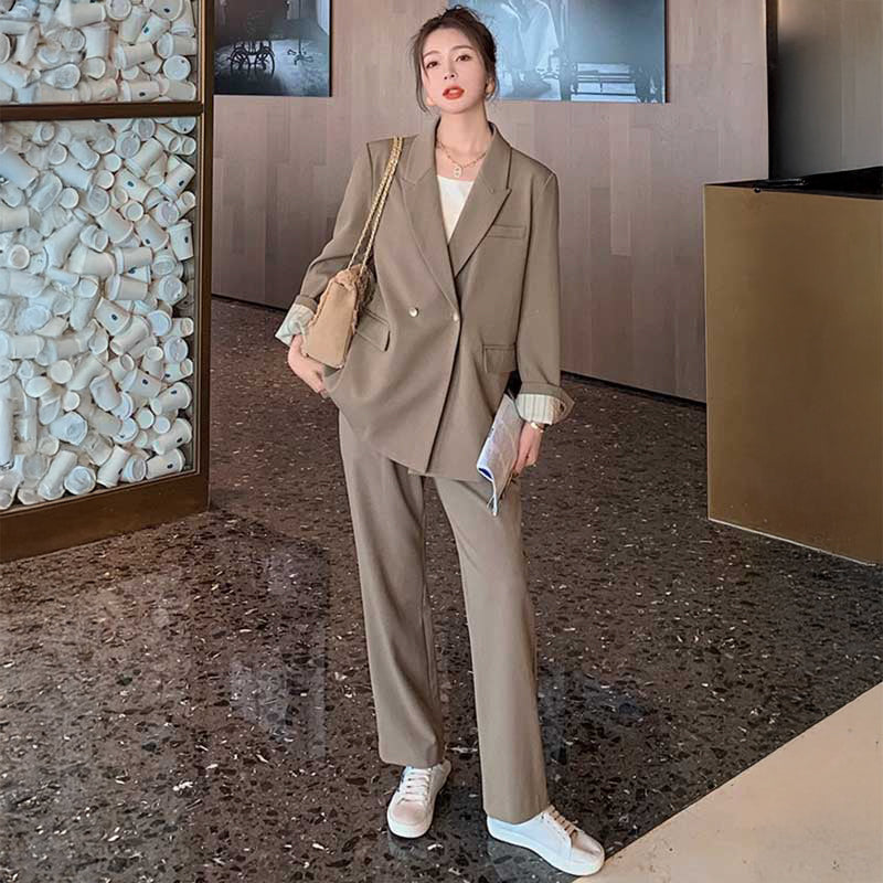 スタンダードパンツスーツ(ベージュ)