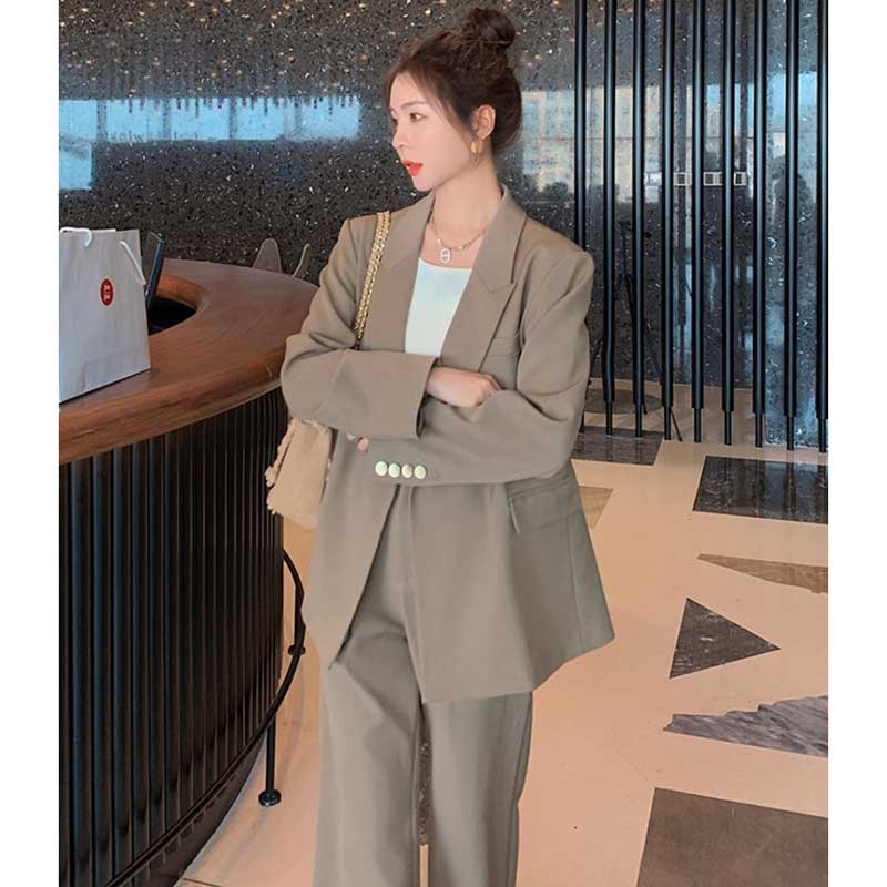 スタンダードパンツスーツ(ベージュ)