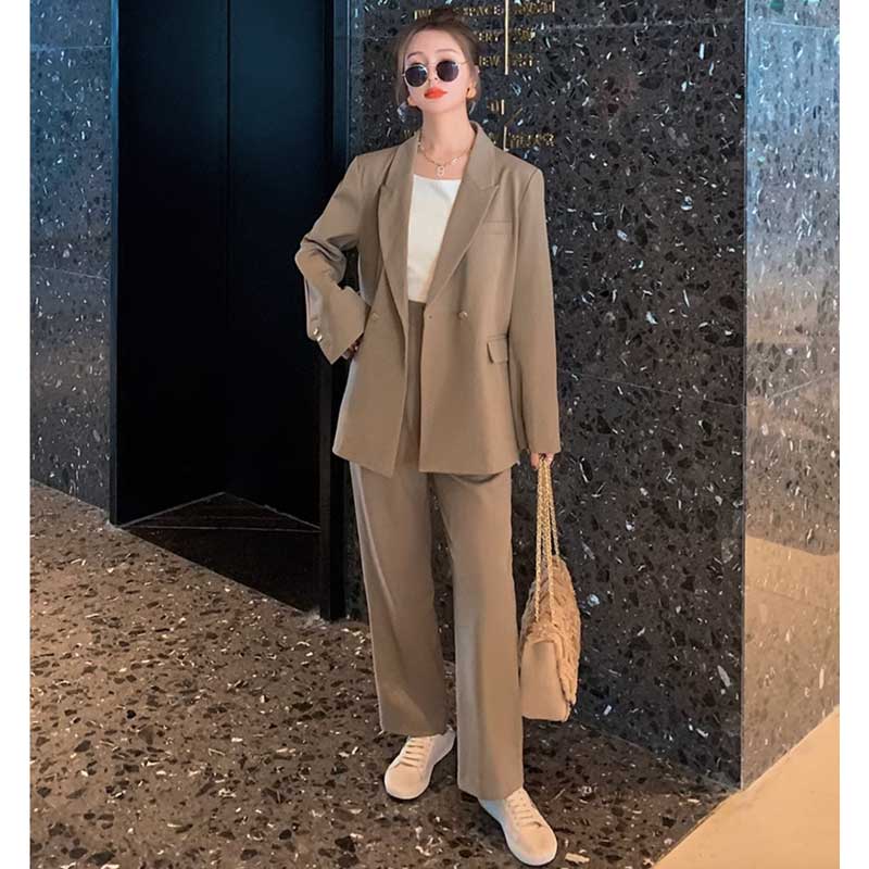 スタンダードパンツスーツ(ベージュ)