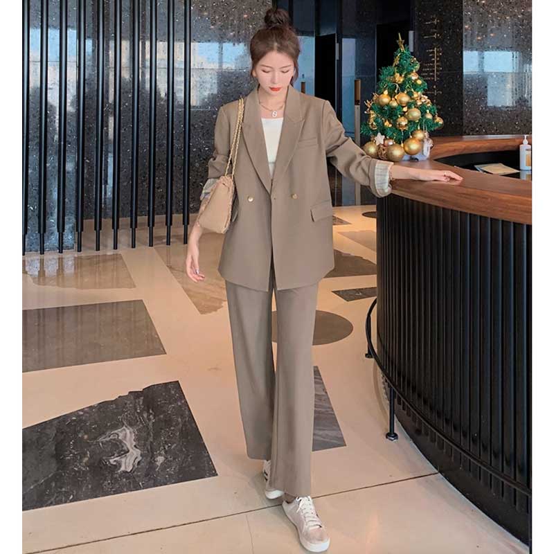 スタンダードパンツスーツ(ベージュ)