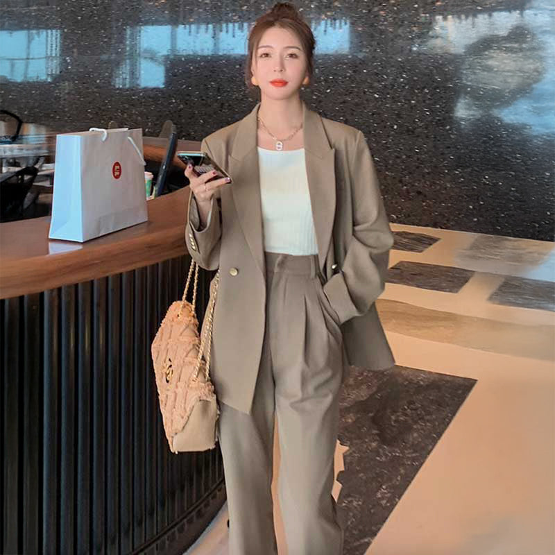 スタンダードパンツスーツ(ベージュ)