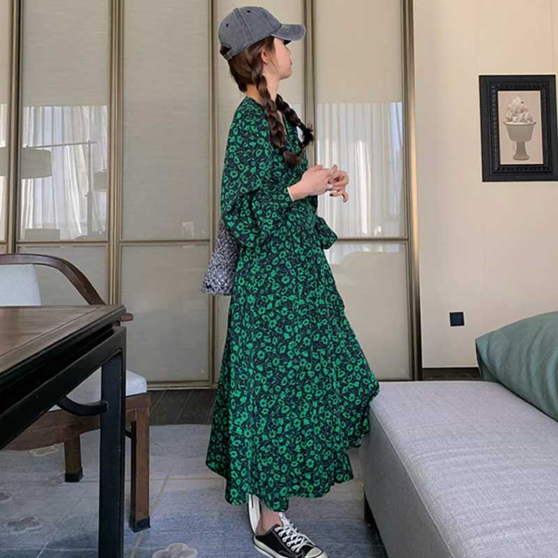 グリーンフラワーワンピース