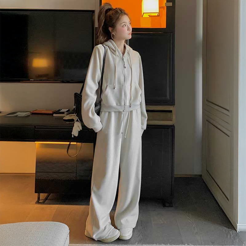 スウェットセットアップ