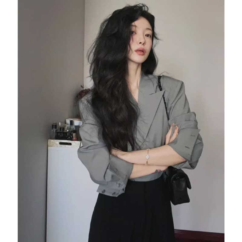 テーラードカラーブラウス