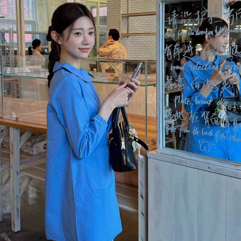 ラウンドカラーワンピース