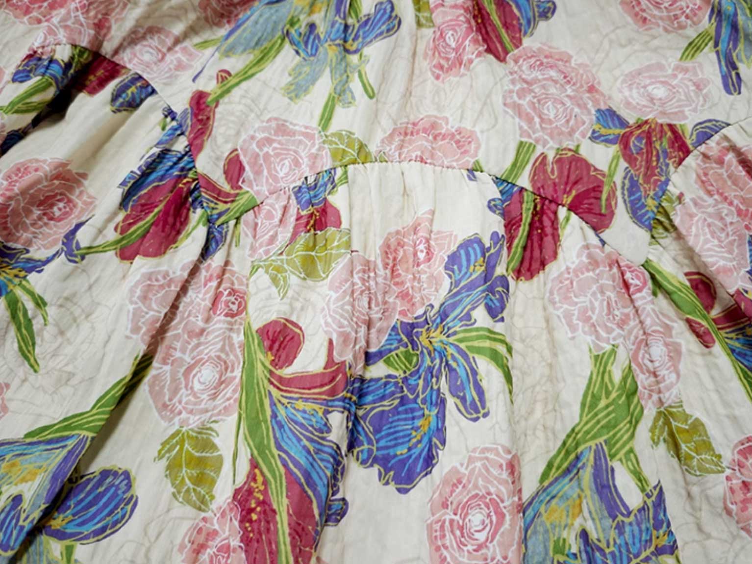 パフスリーブフラワーワンピース