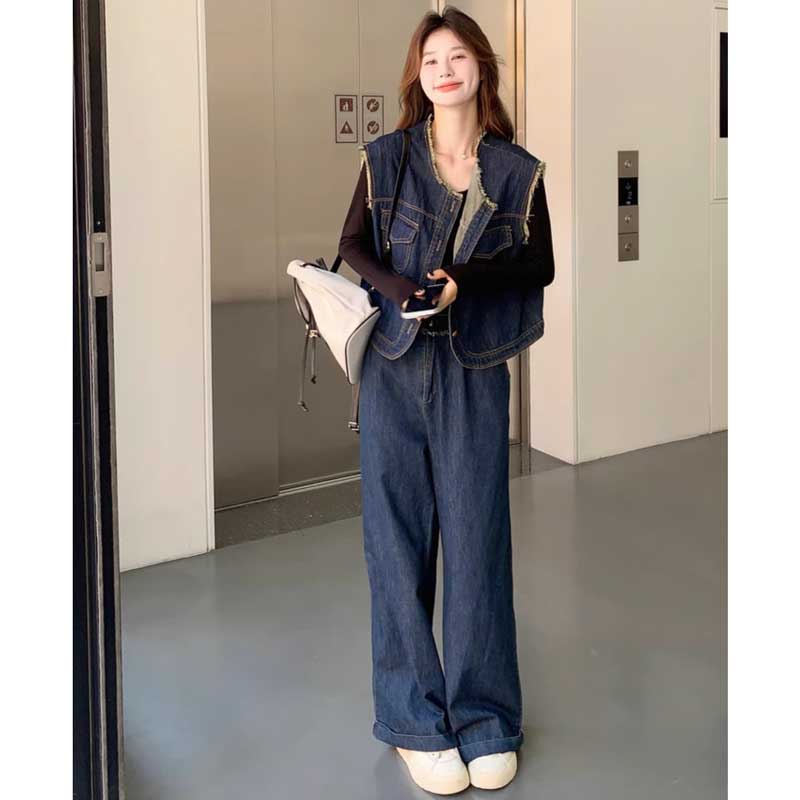 デニムベスト×ワイドデニムパンツ
