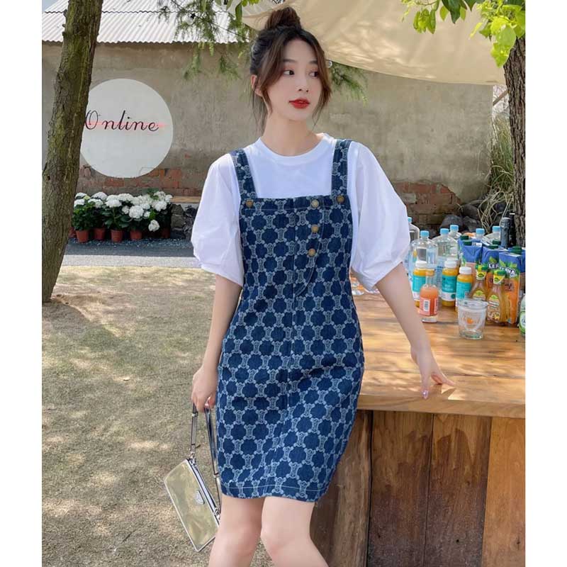 バルーン袖カットソー×デニムサロペットスカート